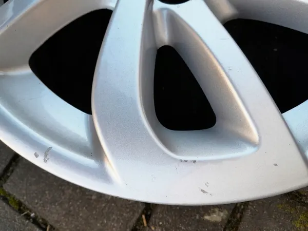 Roda de alumínio Renault 6.5" x 16" 5x114.3 ET 47 image 6