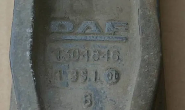 Support de bascule cabine DAF XF OEM 1304846 - Occasion image 4