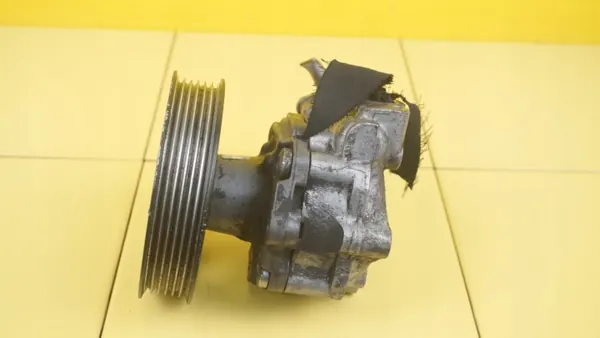 Audi A5 A4 A6 Q5 EXEO 2.0 TDI 170PK Stuurpomp 8K0145154G image 2