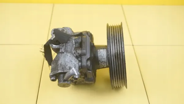 Audi A5 A4 A6 Q5 EXEO 2.0 TDI 170PK Stuurpomp 8K0145154G image 3