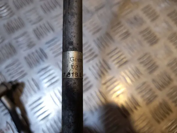 Audi A6 S6 C6 Vesiputki Turbokennolle 4F0199382BL image 3