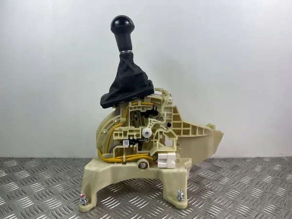 Levier de vitesse Kia OE FOB26305 - État utilisé image 2