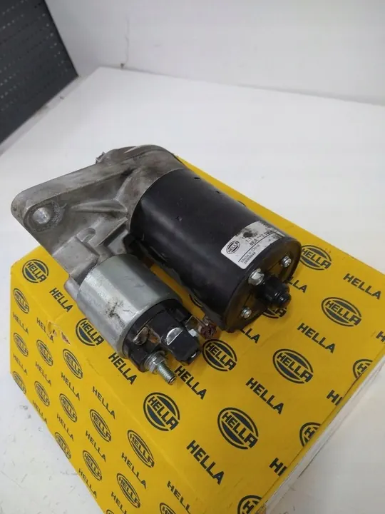 Motor de arranque Hella 8EA 012 527-401 image 5