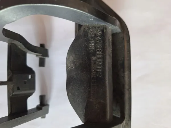 Capuchon de lave-phare droit Mercedes W212 image 3