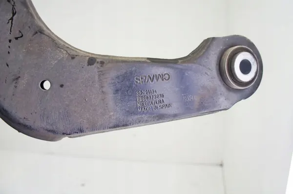 Volvo XC40 D3 2.0d Braccio di Controllo Destro Posteriore UK376 image 3