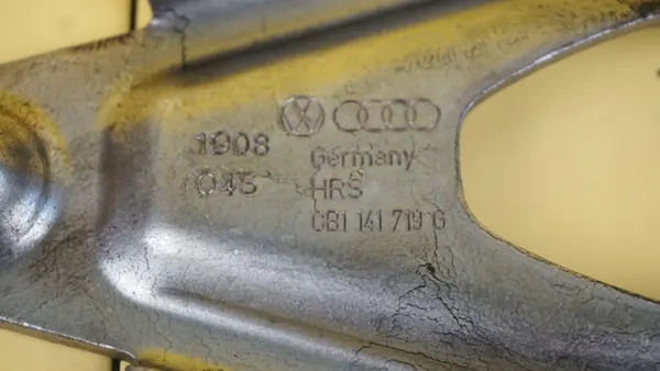 Kopplingsgaffel OEM 0B1141719G för Audi A4 B8 1.8 TFSI image 3