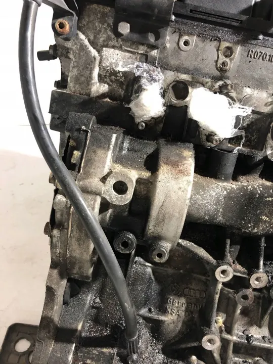 Gebruikte Volkswagen Diesel Motor OEM R070103373C image 10