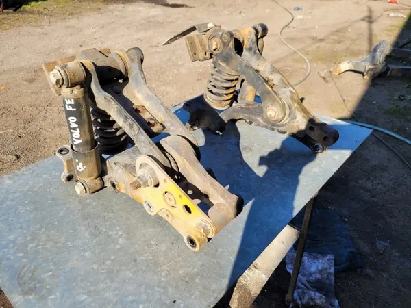 Ressort Amortisseur Basculant Cabine Volvo FE Avant image 7