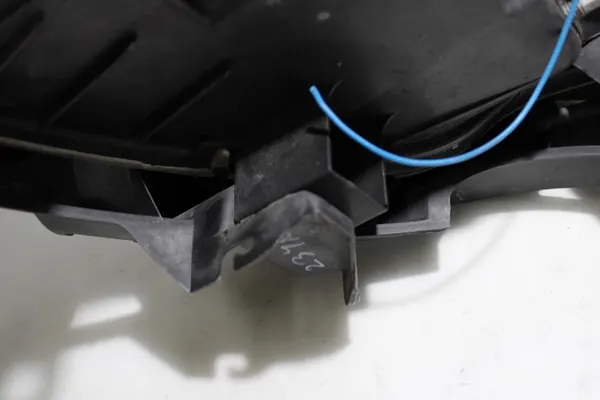 Farol Dianteiro Direito Renault Megane II image 6