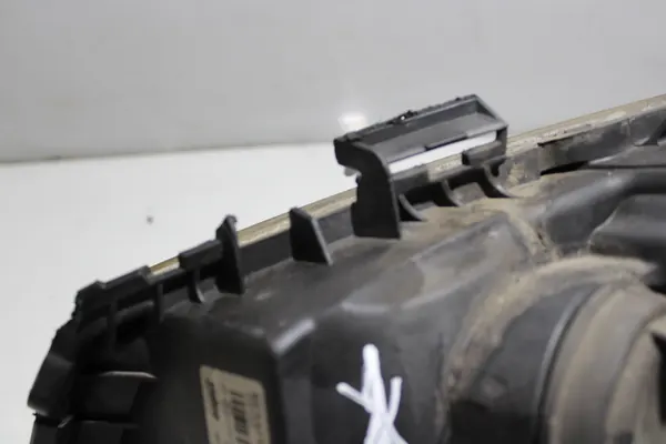 Farol Dianteiro Direito Renault Megane II image 7