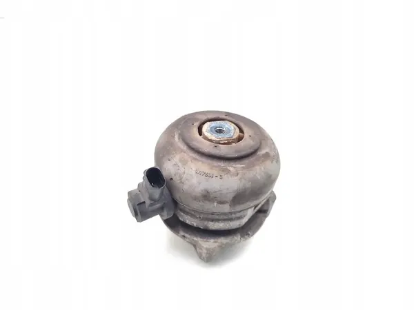 Soporte de Motor Audi A8 3.0 TDI quattro Diesel OEM 8D0199379L image 3