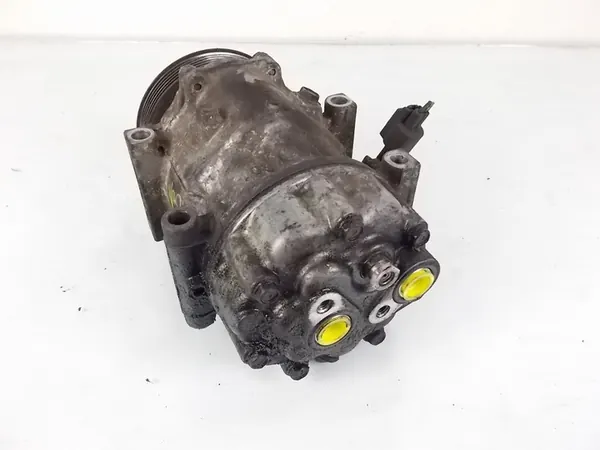 Ilmastointikompressori Volvo C30 2006-2010 D4204T OEM 36000989 image 2