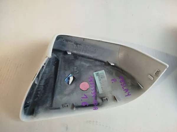 Tesla Model Y 2020-2025 Rechter Spiegelabdeckung OEM 1495594-00-A image 6