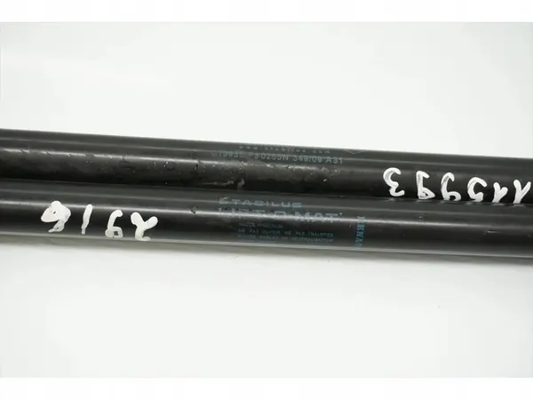 Renault Megane Takaluukun Iskunvaimennin 2010 Coupé OEM 904510002R image 3