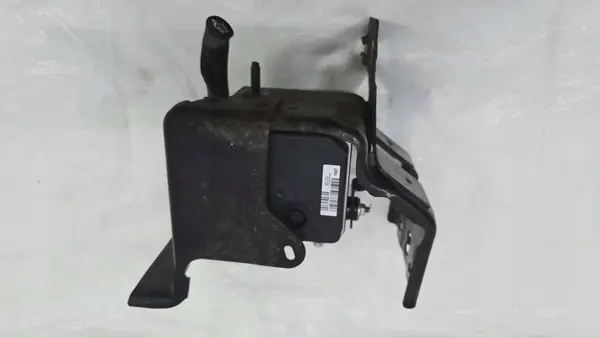 Pompe ABS OEM 9676184780 pour Peugeot RCZ 2.0 HDI image 4