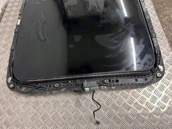 Audi Q5 Panoramadak OEM 80A877041R Gebruikt image 3