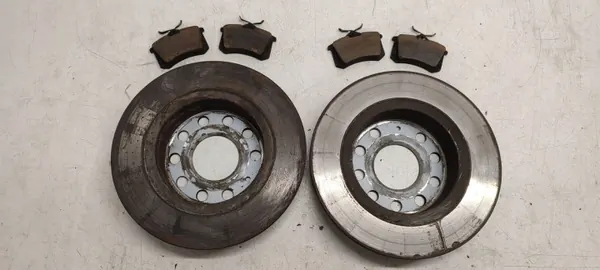 Remset achter OEM VW EOS 2,0 FSI schijven blokken image 3
