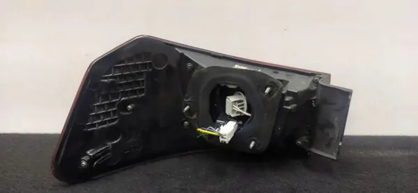 Connecteur de feu arrière Toyota Avensis Sedan T27 OEM 8156005310 image 3