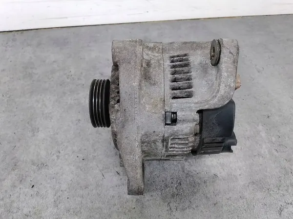 Vaihtovirtageneraattori Renault Clio II 1.2 7700427880 image 2