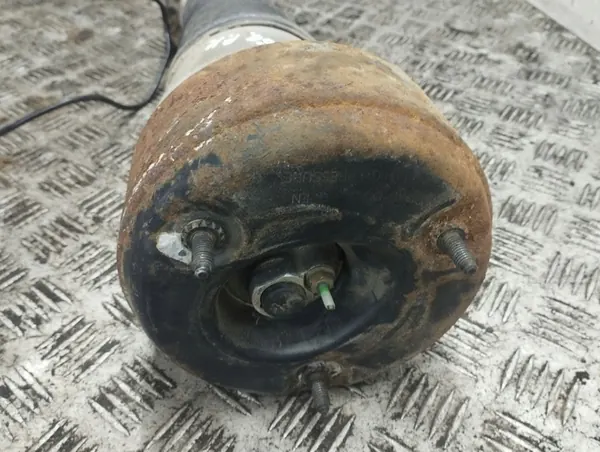 Amortiguador neumático delantero Mercedes-Benz S W221 2007 OEM image 2