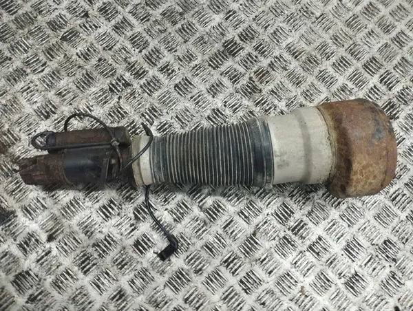 Amortiguador neumático delantero Mercedes-Benz S W221 2007 OEM image 6