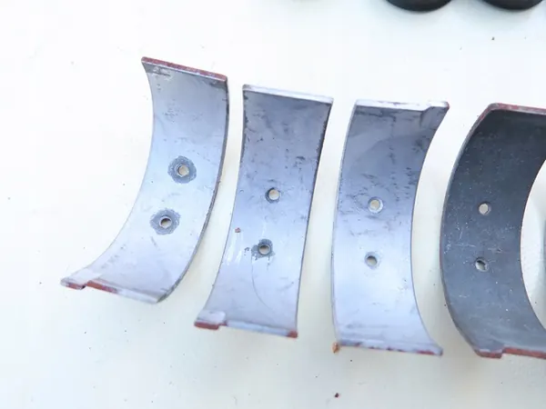 Styrlager och ventiltryckdämpare Fiat 126P image 4