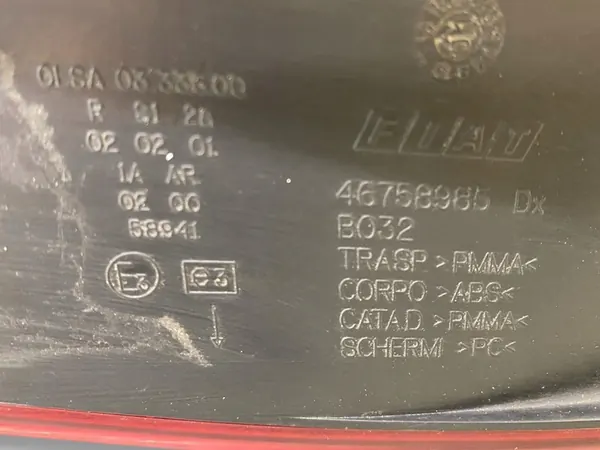 LAMPARA TRASERA DERECHA FIAT STILO image 9