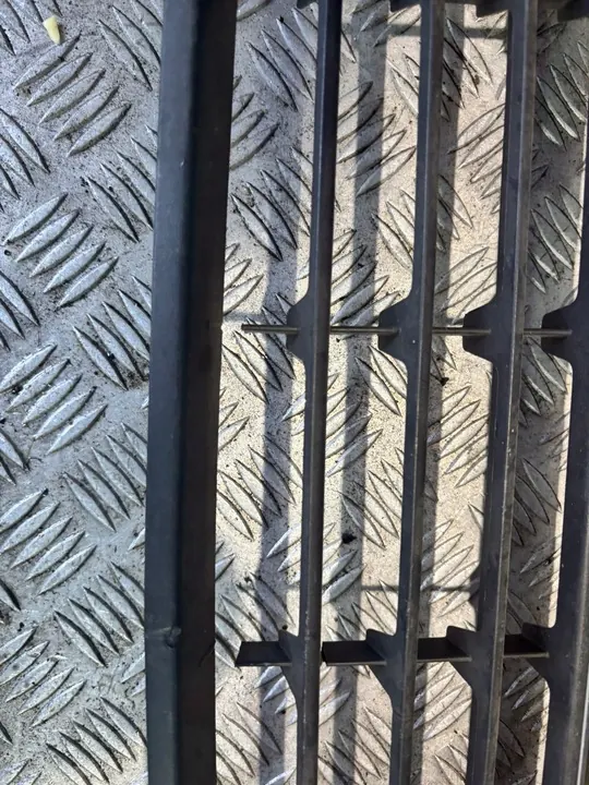 Griglia di Aspirazione Aria Paraurti Anteriore VW Polo OE 6C0853671N image 6