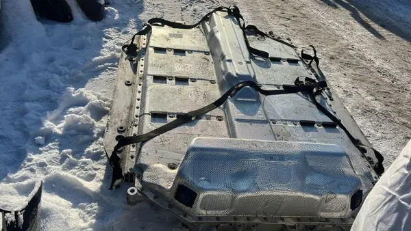 Gebrauchte BMW OE Batterie für i4 2024 - 1 Ah image 2
