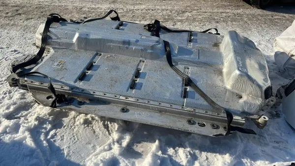 Gebrauchte BMW OE Batterie für i4 2024 - 1 Ah image 4