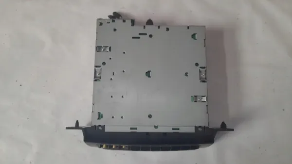 OEM P05094031AA Changer CD pour Chrysler Pacifica 2004 image 4