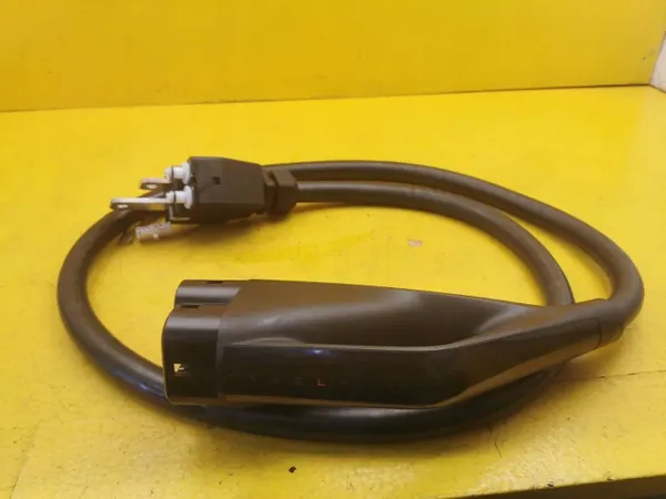 Cabo de carregamento Tesla Model S OEM 1518751-00-C image 4