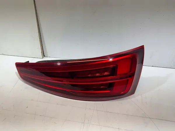 Lámpara Trasera Derecha Audi Q3 8U Lift 8U0945094N image 2