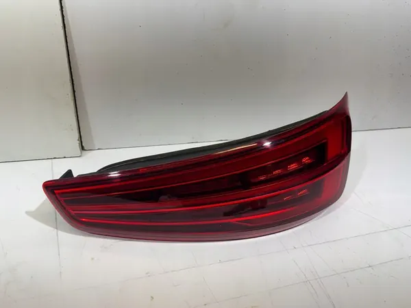 Lámpara Trasera Derecha Audi Q3 8U Lift 8U0945094N image 3
