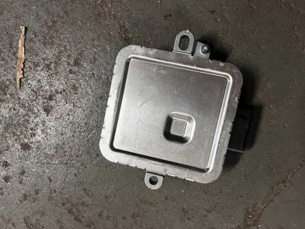 Opel Astra K Bränslepumpsmodul OEM 23482909 image 3