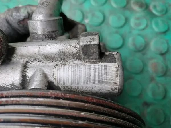 Bomba de direção assistida Renault Trafic II Vivaro A 2.0 DCI image 8