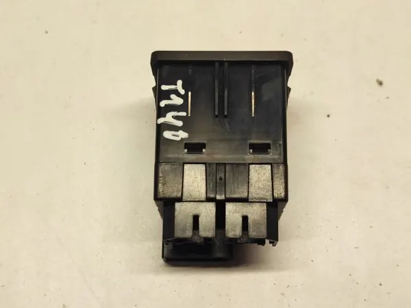 Ford Bronco 2021 USB-pistorasia-sarja OEM ML3T14F014AB image 9