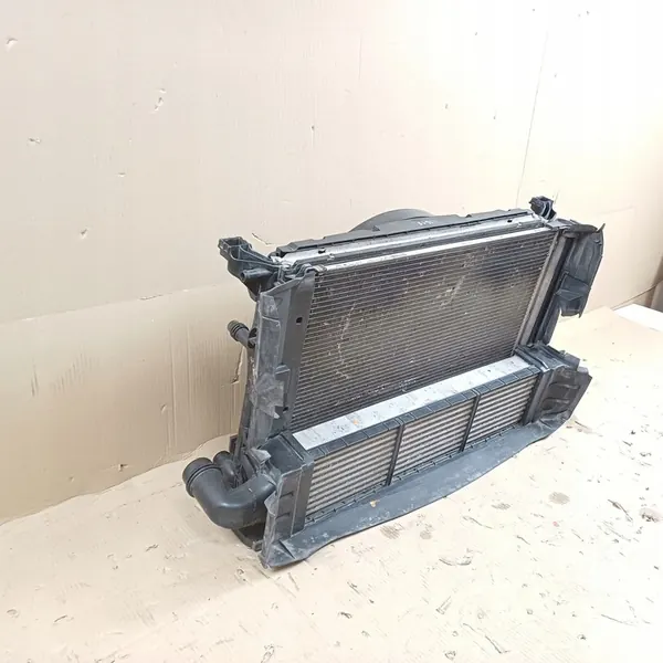 Mercedes A-Klasse W176 Koelset 1.6 CGI A2465000100 image 6