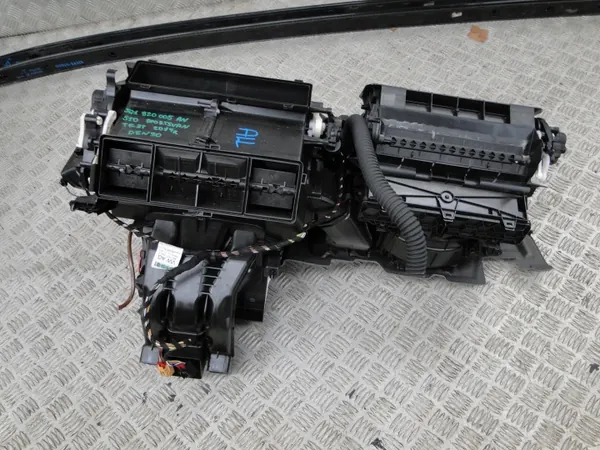 Verwarmingsventilator OEM 5Q1820005AN Skoda Octavia III image 3