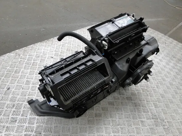 Verwarmingsventilator OEM 5Q1820005AN Skoda Octavia III image 4