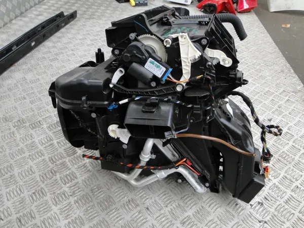 Verwarmingsventilator OEM 5Q1820005AN Skoda Octavia III image 5