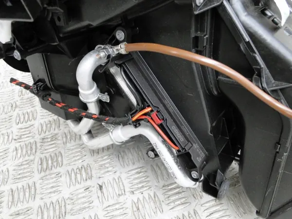 Verwarmingsventilator OEM 5Q1820005AN Skoda Octavia III image 6