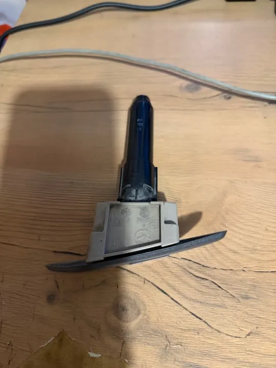 Lave-phare Mazda 3 2015 OEM 250219 Côté gauche image 2