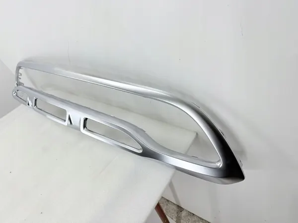 Mercedes-Benz OE A1568858200 stötfångarspoiler image 2