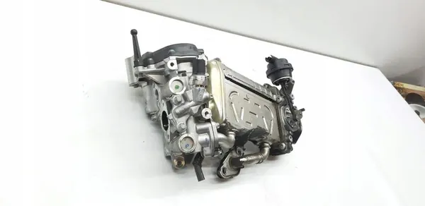 MERCEDES-BENZ W213 2.0D ENFRIADOR EGR A6541407600 image 2