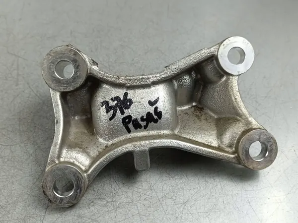Honda CR-V Laakerituki OEM 2002170055 image 3
