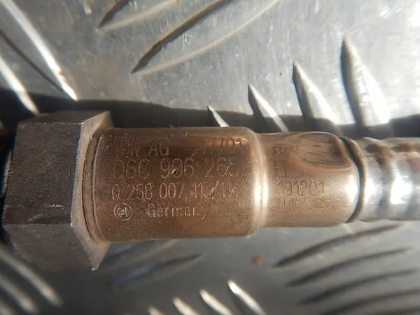 Sensor Lambda AUDI A6 C5 3.0 ASN 06C906265B image 4