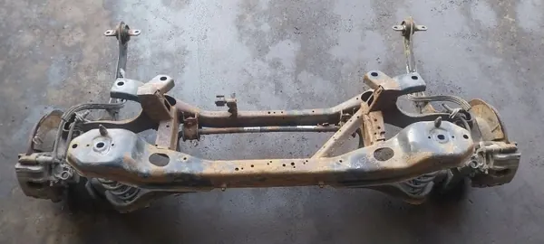 FORD OEM Hinterachsträger für Focus MK2 HB 5D image 2