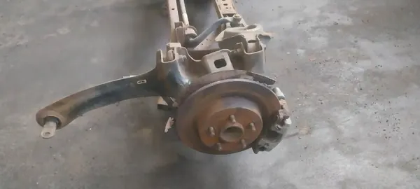 FORD OEM Hinterachsträger für Focus MK2 HB 5D image 6