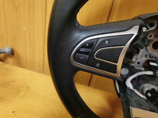 Volante Renault OE para Megane IV 1.5dci image 8